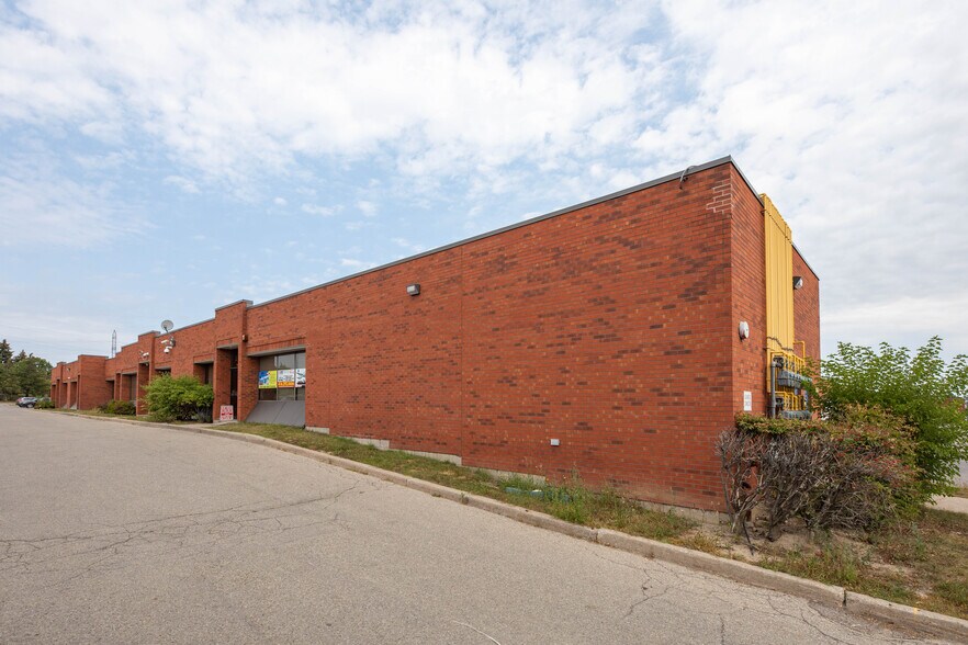 More Photos Of 151 Nashdene Rd, Toronto Flex For Lease