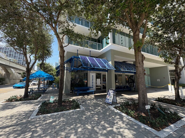 More Photos Of 1111 SW 1st Ave, Miami Apartments For Sale