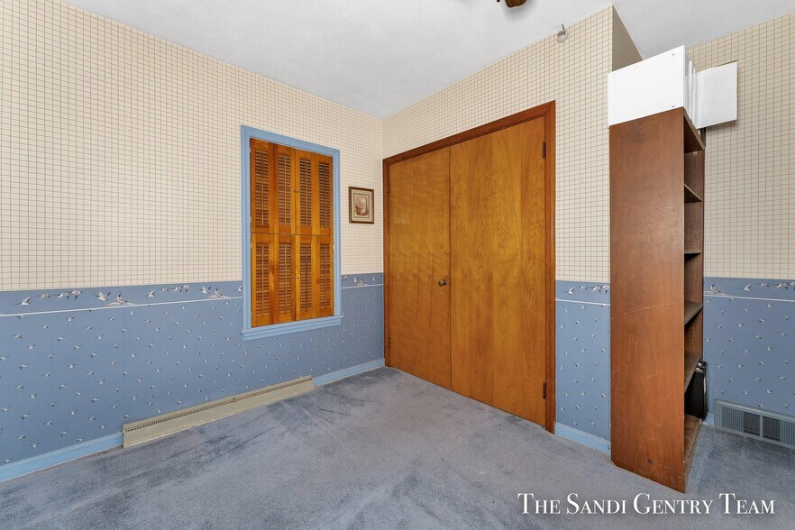 More Photos Of 4631 Harvey St, Norton Shores Medical For Sale