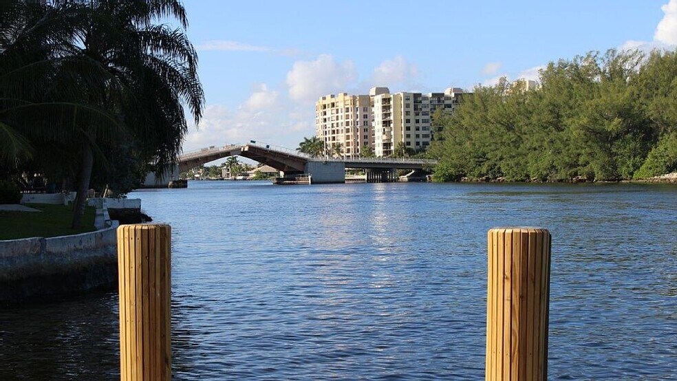 More Photos Of 1705 N Riverside Dr, Pompano Beach Apartments For Sale