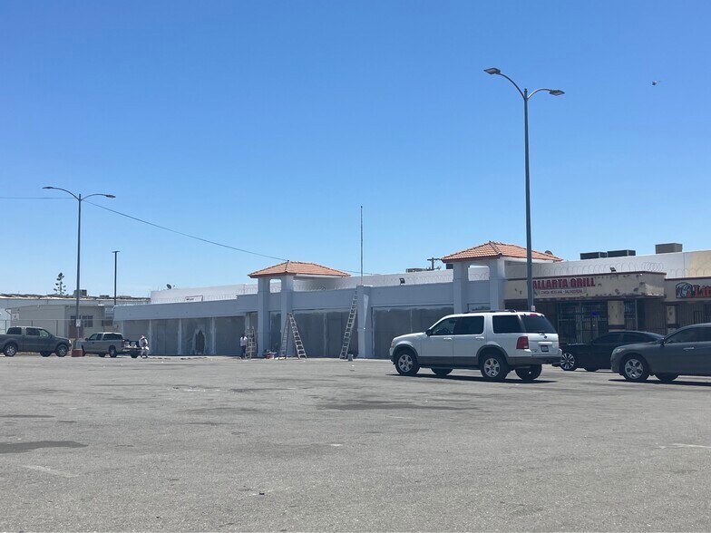 More Photos Of 1015 Columbus St, Bakersfield Unknown For Sale