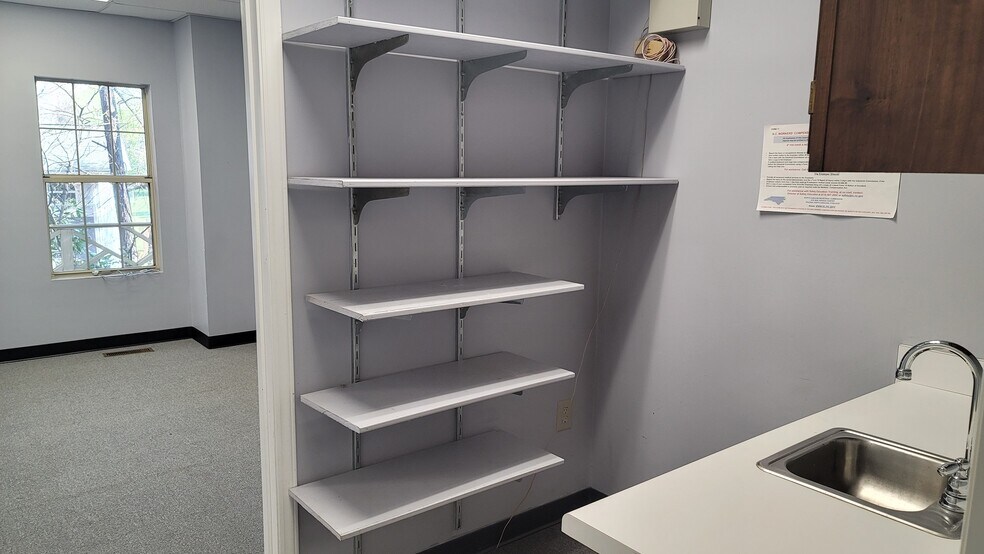 More Photos Of 1800 Martin Luther King Jr Pky, Durham Medical For Lease