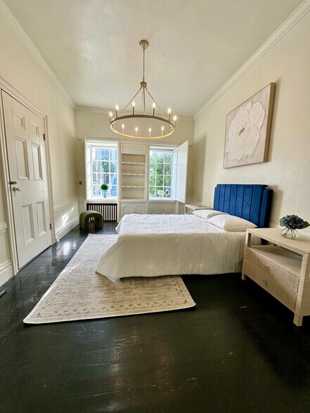 More Photos Of , Geneva Unknown For Sale