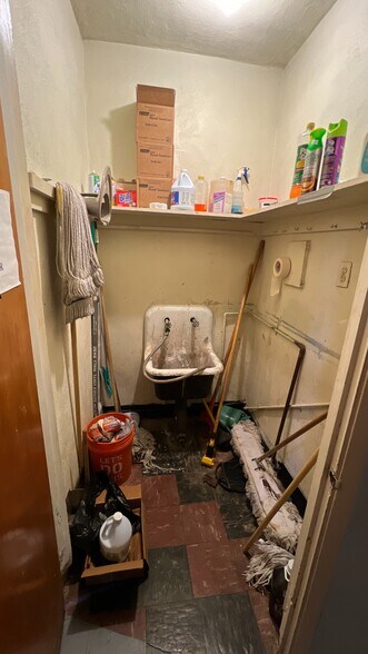 More Photos Of 1712 Providence Ave, Chester Religious Facility For Sale