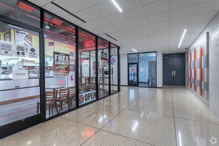More Photos Of 2345 Grand Blvd, Kansas City Office For Sale