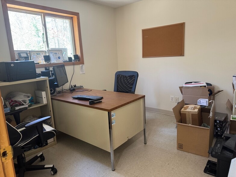 More Photos Of 618 West Branch Rd, Prudenville Service For Sale