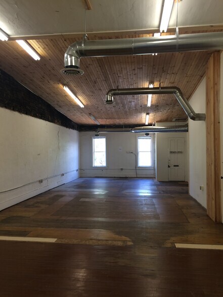 More Photos Of 69-73 Main St, Wellsboro Loft Creative Space For Lease
