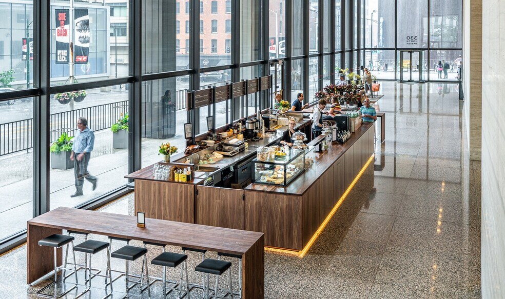 More Photos Of 330 N Wabash Ave, Chicago Coworking Space