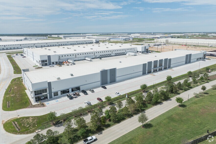 More Photos Of Jordan Ranch Blvd, Katy Unknown For Lease