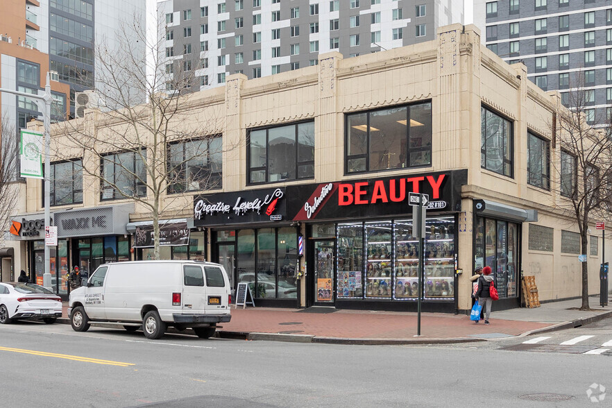 Primary Photo Of 148-02 Jamaica Ave, Jamaica Storefront Retail Office For Lease