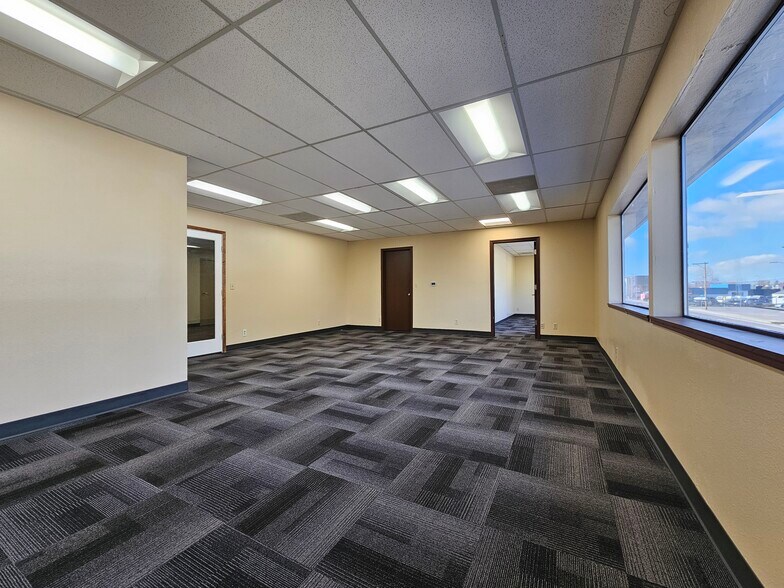 More Photos Of 3850 Portland Rd NE, Salem Medical For Sale