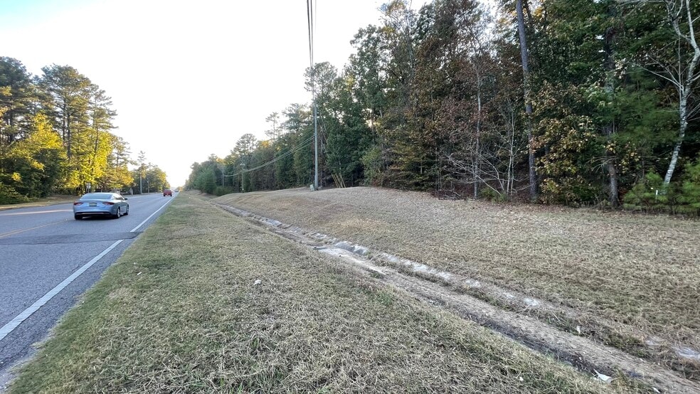 More Photos Of 2969 Highway 11, Pelham Office For Sale