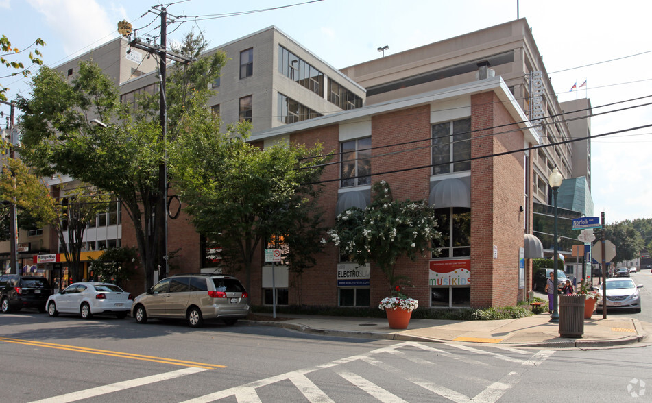 Primary Photo Of 4900 Auburn Ave, Bethesda Storefront Retail Office For Lease