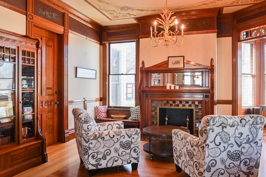 More Photos Of 2 South St, Grafton Office For Lease