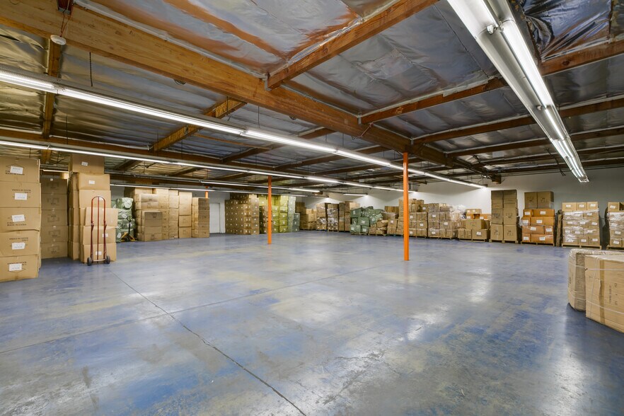 More Photos Of 544 Rimsdale Ave, Covina Warehouse For Sale