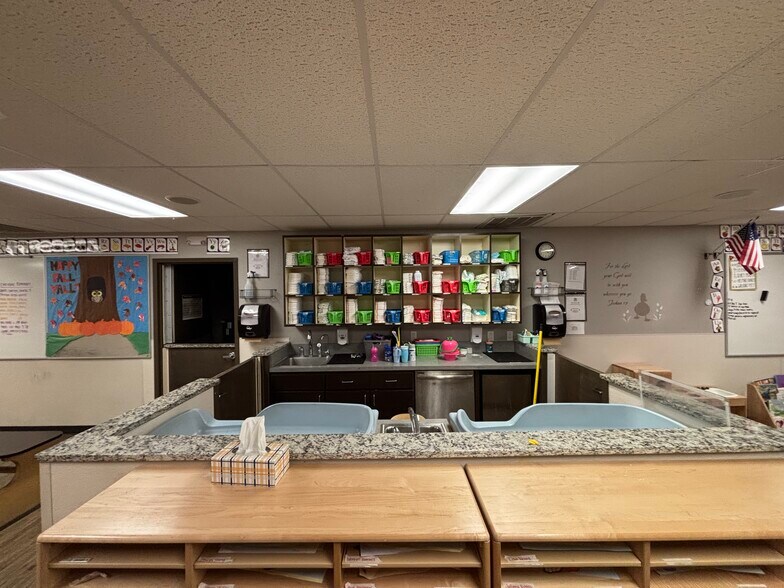 More Photos Of 5211 13th St, Lubbock Daycare Center For Sale