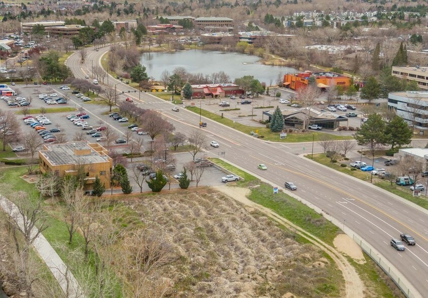 More Photos Of 211 W Parkcenter Blvd, Boise Restaurant For Sale