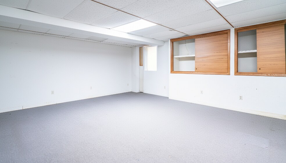 More Photos Of 1730 NW 23rd St, Miami Service For Sale