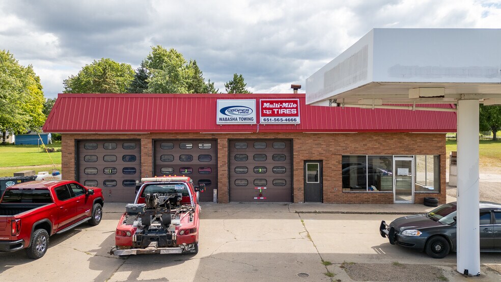 More Photos Of 900 Shields Ave, Wabasha General Retail For Sale