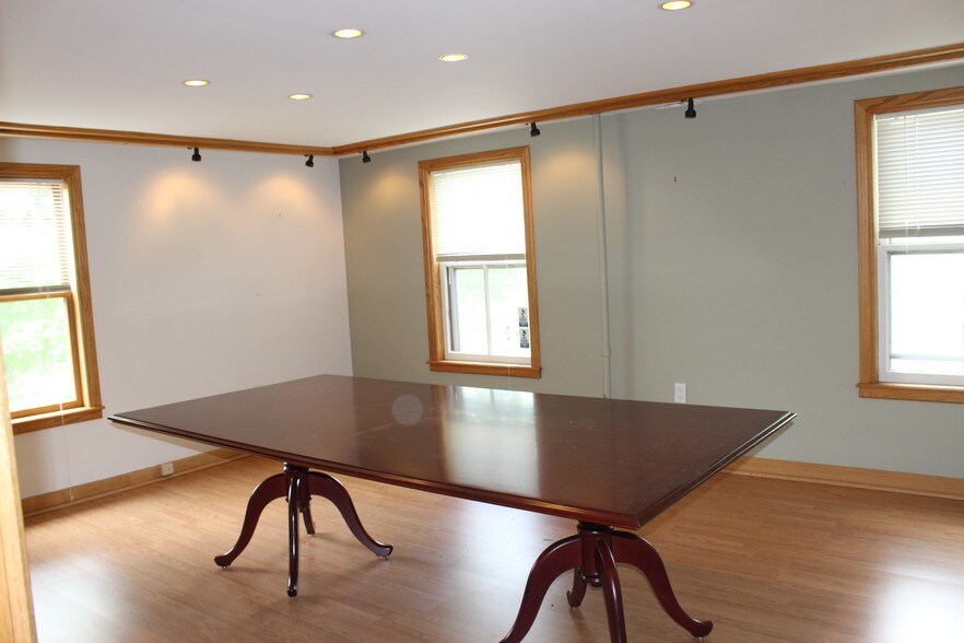 More Photos Of 239 Lexington Ave, Mount Kisco Loft Creative Space For Sale
