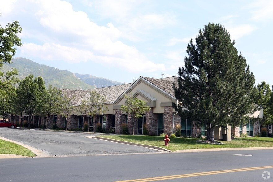 More Photos Of 1433 N Highway 89, Farmington Unknown For Lease