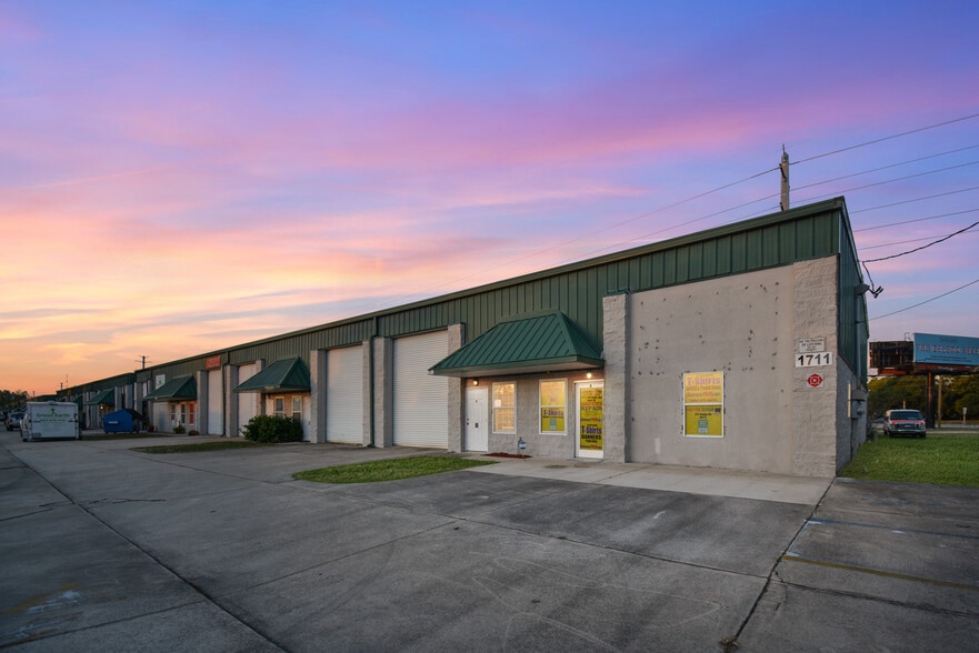 Primary Photo Of 1761 Dobbs Rd, Saint Augustine Warehouse For Lease