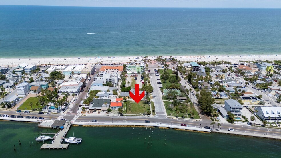 Primary Photo Of 808 Pass a Grille Way, St Pete Beach Land For Sale