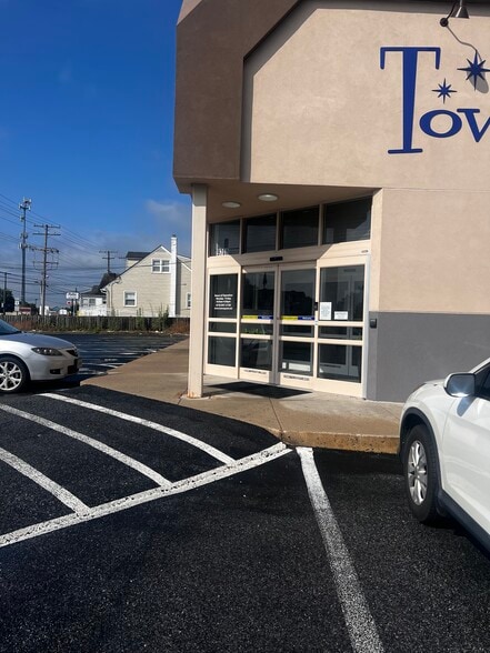 Primary Photo Of , Nottingham Unknown For Sale