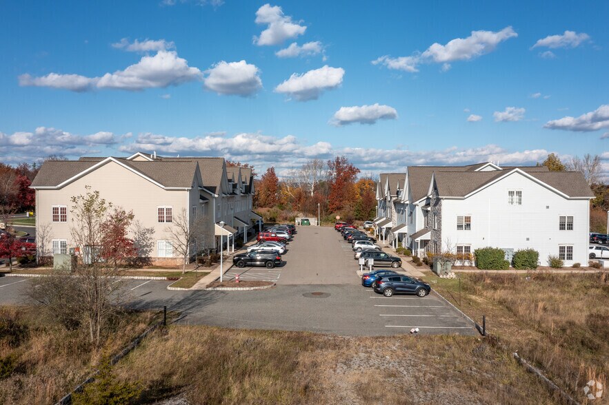 More Photos Of 5 Walter E Foran Blvd, Flemington Medical For Lease