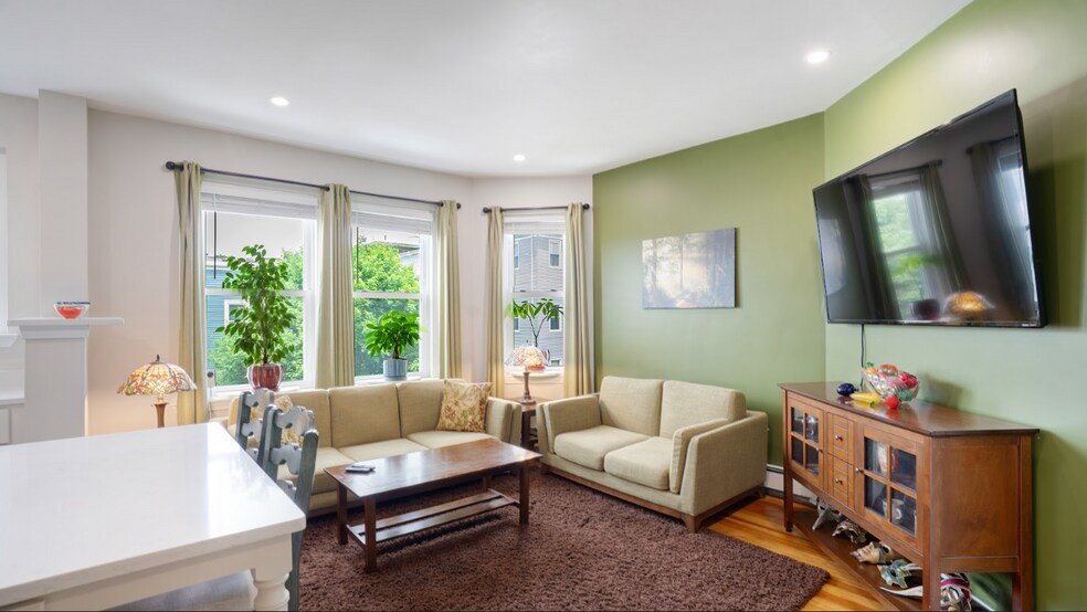 More Photos Of 16 Newhall St, Lynn Apartments For Sale