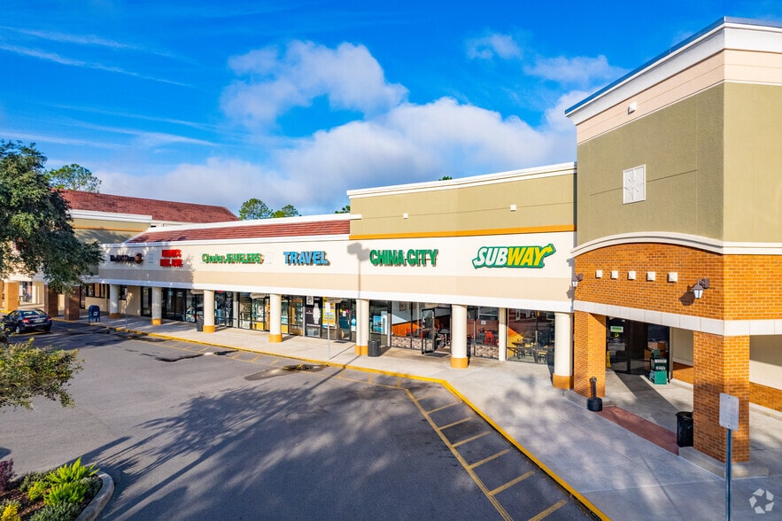 More Photos Of 16001 Tampa Palms Blvd, Tampa Unknown For Lease