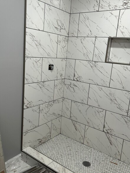 More Photos Of 16804 US Highway 64, Somerville Office For Sale