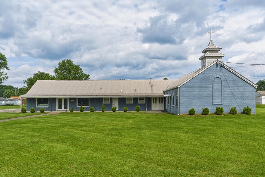 More Photos Of 13908 Dixie Hwy, Louisville Religious Facility For Sale