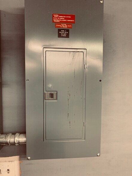 More Photos Of 4440 Salem Ave, Dayton Auto Repair For Sale