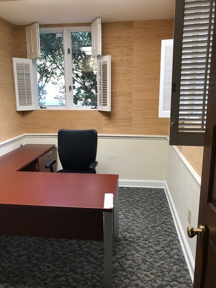 More Photos Of 1600 St Julian Pl, Columbia Office For Lease