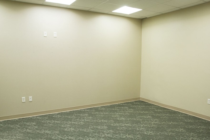 More Photos Of 374 Delaware Ave, Buffalo Office For Sale