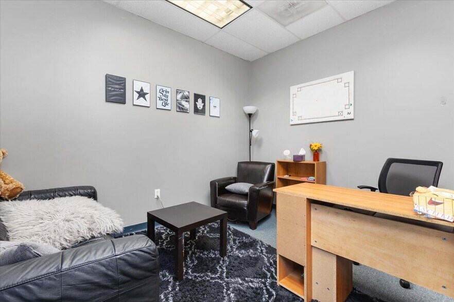 More Photos Of 8140 Ashton Ave, Manassas Medical For Sale