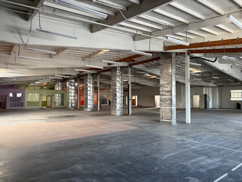 More Photos Of 4747 W Century Blvd, Inglewood Storefront For Lease