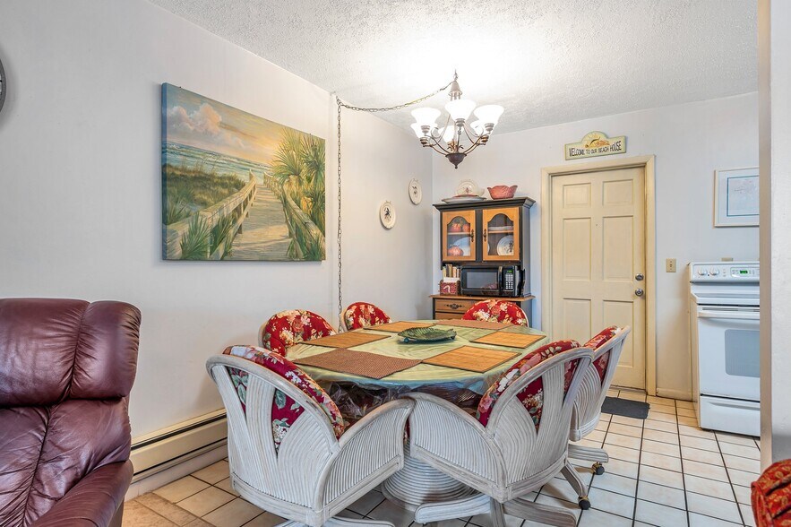 More Photos Of 1803 Gulf Blvd, Indian Rocks Beach Hotel For Sale