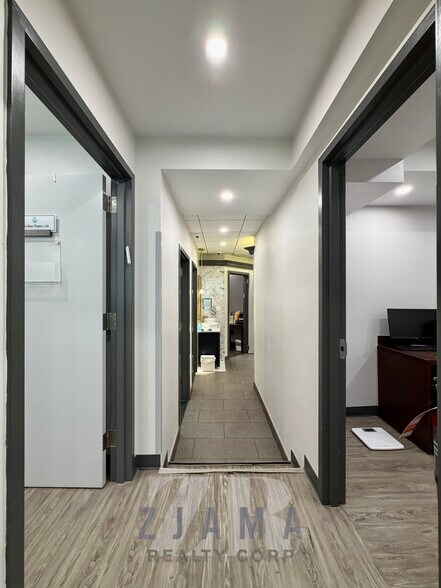 More Photos Of 866 Eastern Pky, Brooklyn Apartments For Lease