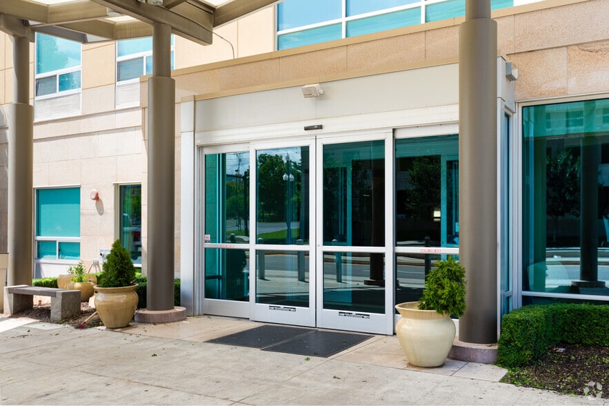 More Photos Of 90-140 S Rio Grande St, Salt Lake City Unknown For Lease