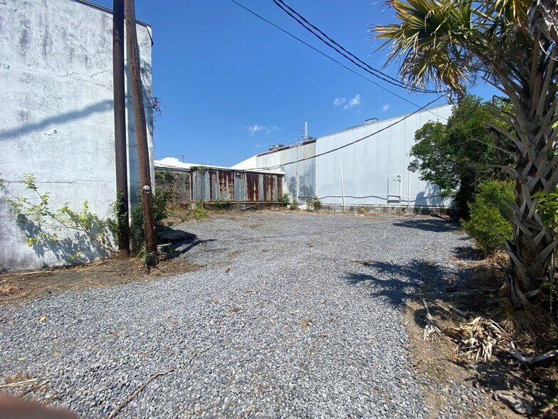More Photos Of 1795 King Street Ext, North Charleston Warehouse For Sale