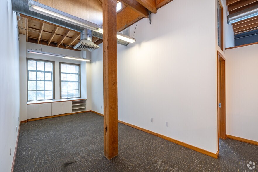 More Photos Of 550-590 2nd St, Oakland Office For Lease