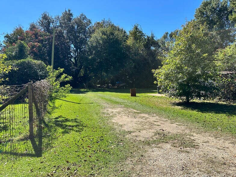 More Photos Of 5435 Highway 21, Atmore Land For Sale