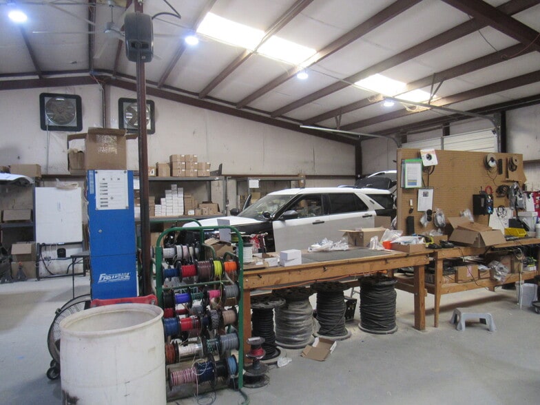 More Photos Of 659 Martin Duke Rd, Van Alstyne Warehouse For Lease