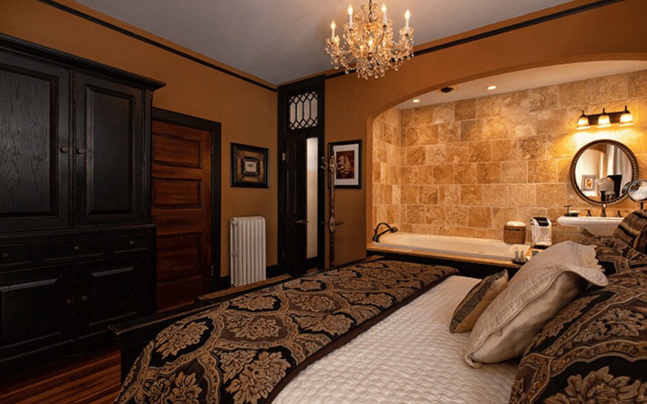 More Photos Of 288 Montford Ave, Asheville Hospitality For Sale