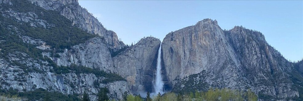 More Photos Of 18736 Main St, Groveland Hotel For Sale