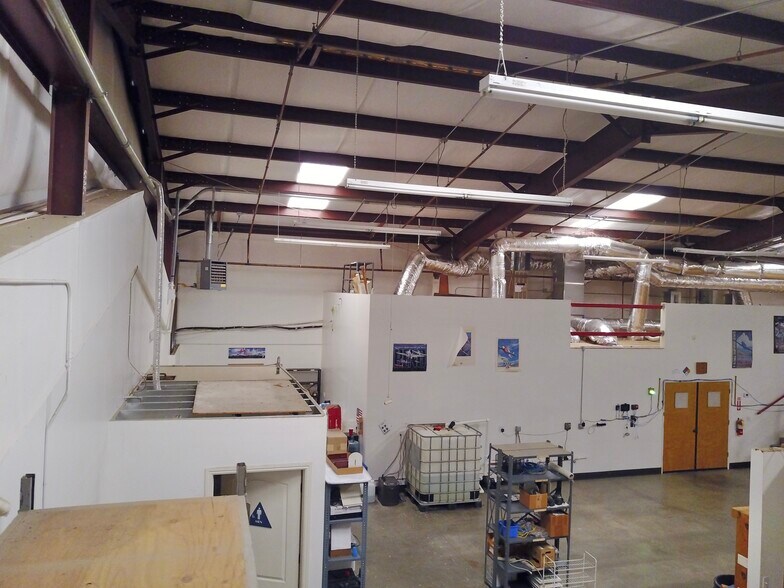 More Photos Of 2482 Progress Dr, Redding Manufacturing For Sale