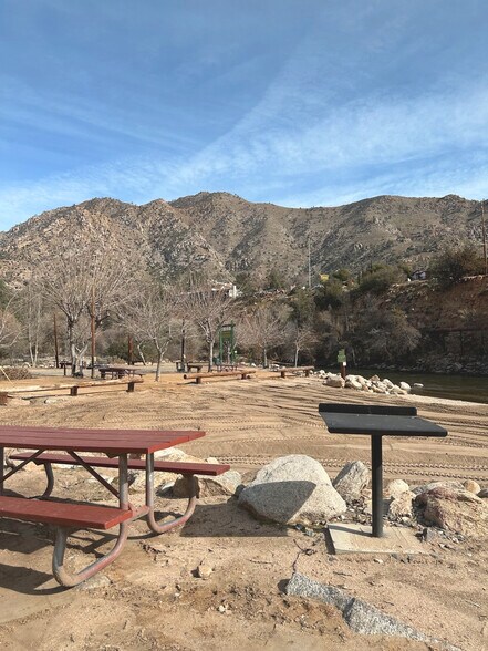 More Photos Of 24 Sirretta St, Kernville Manufactured Housing Mobile Home Park For Sale