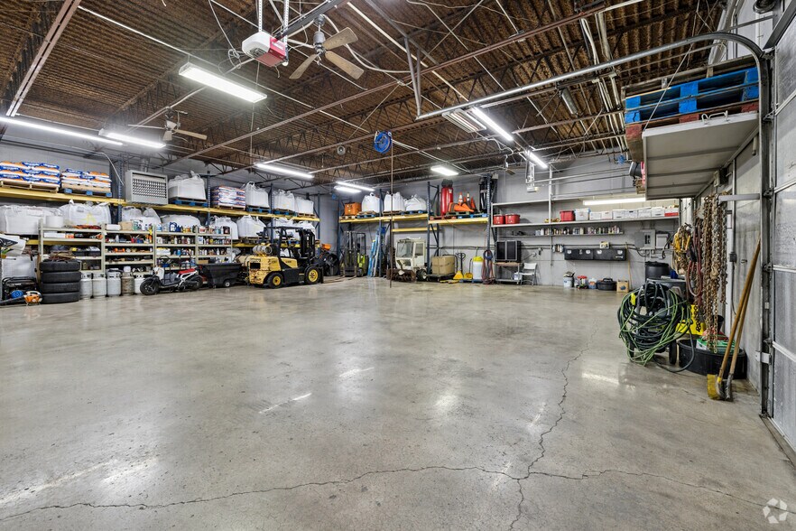 More Photos Of 7682 E 46th Pl, Tulsa Auto Dealership For Lease